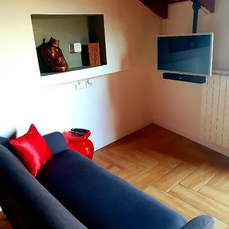 La Maison Des Artistes