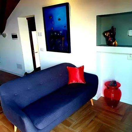 La Maison Des Artistes Apartment